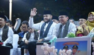 pemko-padang-sambut-hjk-ke-356-dengan-pawai-telong-telong-yang-meriah pemko-padang-sambut-hjk-ke-356-dengan-pawai-telong-telong-yang-meriah