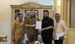 padang-tancap-gas-menuju-kota-digital,-aplikasi-layanan-publik-“padang-mobile”-siap-diluncurkan padang-tancap-gas-menuju-kota-digital,-aplikasi-layanan-publik-“padang-mobile”-siap-diluncurkan