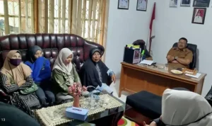 oknum-jorong-diduga-robek-surat-bantuan-hibah, bupati-agam-perintahkan-investigasi