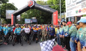 30-ribu-peserta-gowes-siti-nurbaya-adventure-ix-di-lepas-walikota-padang 30-ribu-peserta-gowes-siti-nurbaya-adventure-ix-di-lepas-walikota-padang