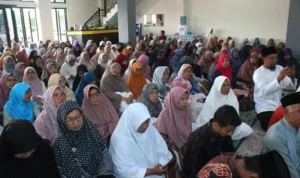 buya-ristawardi-ceramah-di-tabligh-akbar-satu-tahun-surau-ka’bah