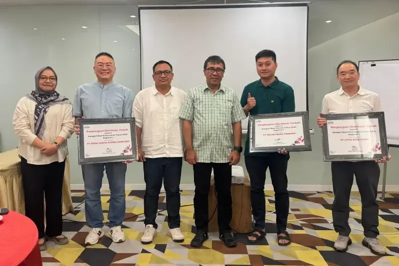 pt-semen-padang-apresiasi-distributor-regional-i,-pri-gustari:-sinergi-adalah-kunci-sukses-pasar