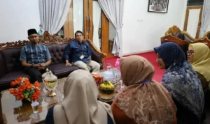 bps-melakukan-sakernas-di-rumah-dinas-ketua-dprd-kota-pariaman