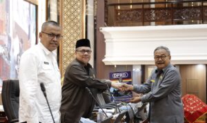 perkuat-peran-legislatif,-rapat-paripurna-dprd-sumbar-sahkan-revisi-tatib perkuat-peran-legislatif,-rapat-paripurna-dprd-sumbar-sahkan-revisi-tatib