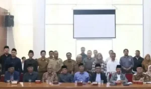 wawako:-pemko-bukittinggi-komitmen-perkuat-budaya-literasi wawako:-pemko-bukittinggi-komitmen-perkuat-budaya-literasi