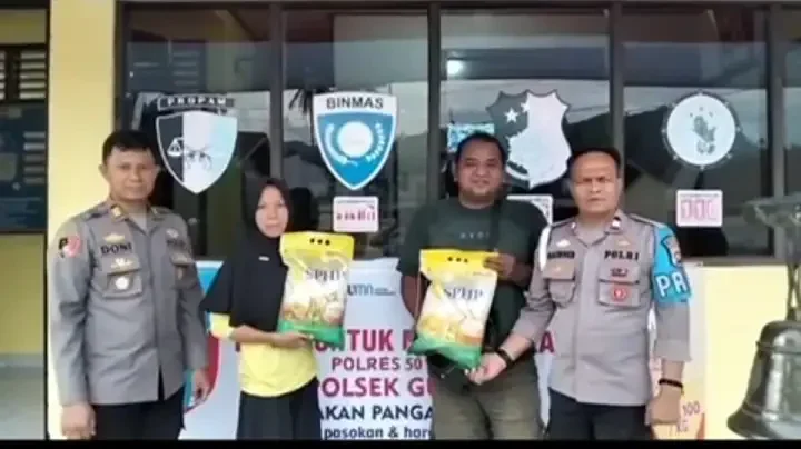gelar-gerakan-pangan-murah,-polsek-guguak-sediakan-1-ton-beras-untuk-warga