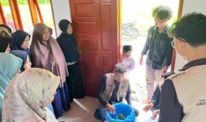 mahasiswa-kkn-unand-kenalkan-pestisida-nabati-dan-pupuk-cair-organik-kepada-masyarakat-kampuang-pasia,-palupuh-agam