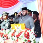 wako-fadly-amran-inspektur-upacara-peringatan-hut-ri-ke-80-di-lapangan-apeksi-padang