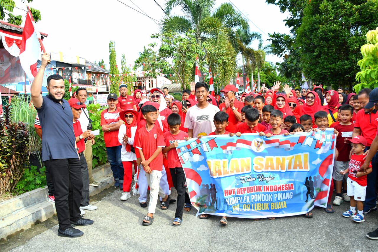 walikota-padang-apresiasi-warga-perumahan-pondok-pinang-yang-telah-ikut-meriahkan-hut-ri-ke-80