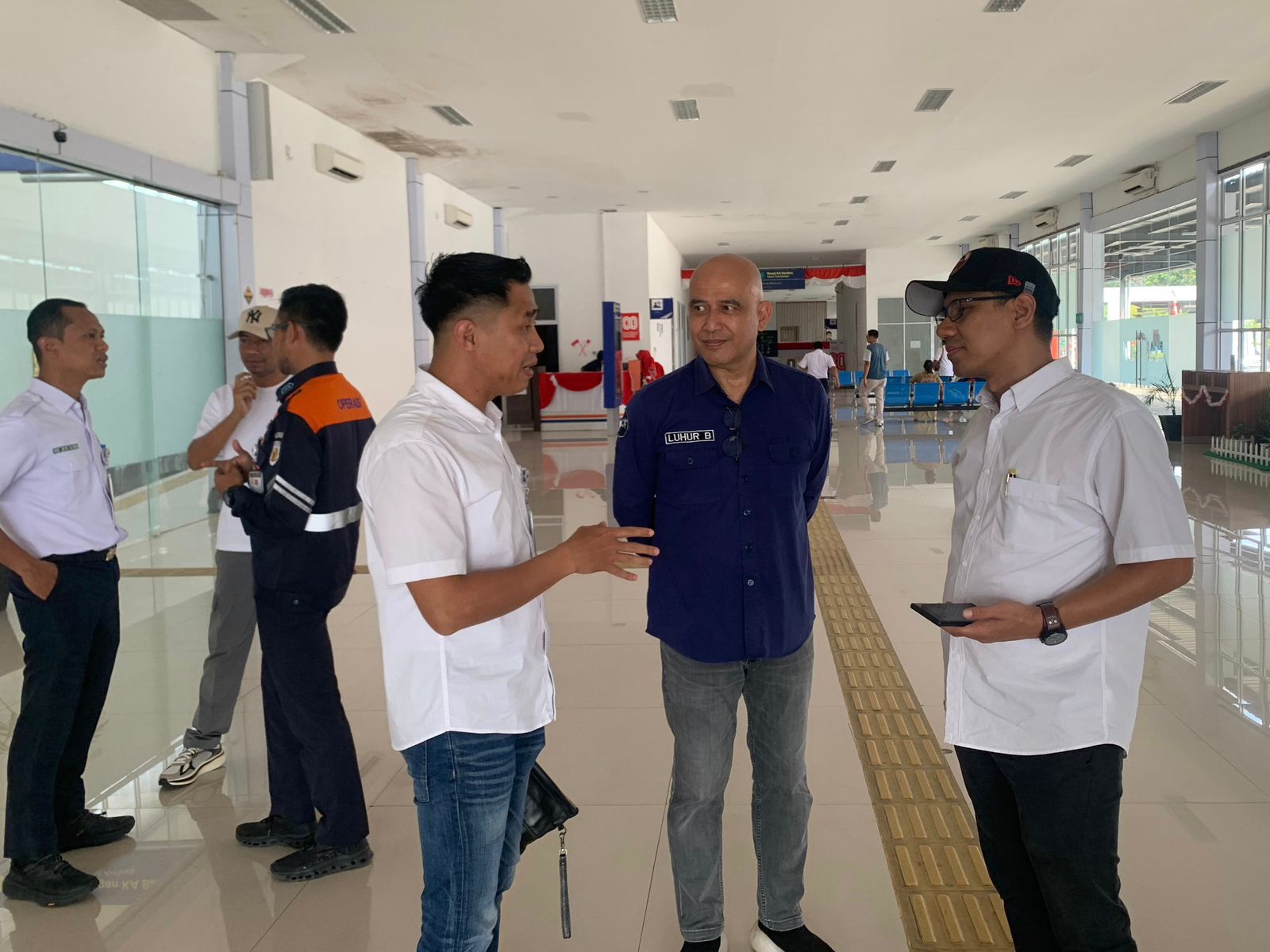 tim-penilaian-indonesia-muslim-travel-index-(imti)-2025-apresiasi-fasilitas-ramah-muslim-di-stasiun-padang