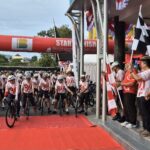 gubernur-mahyeldi-lepas-peserta-gowes-parade-merah-putih-80-kilometer