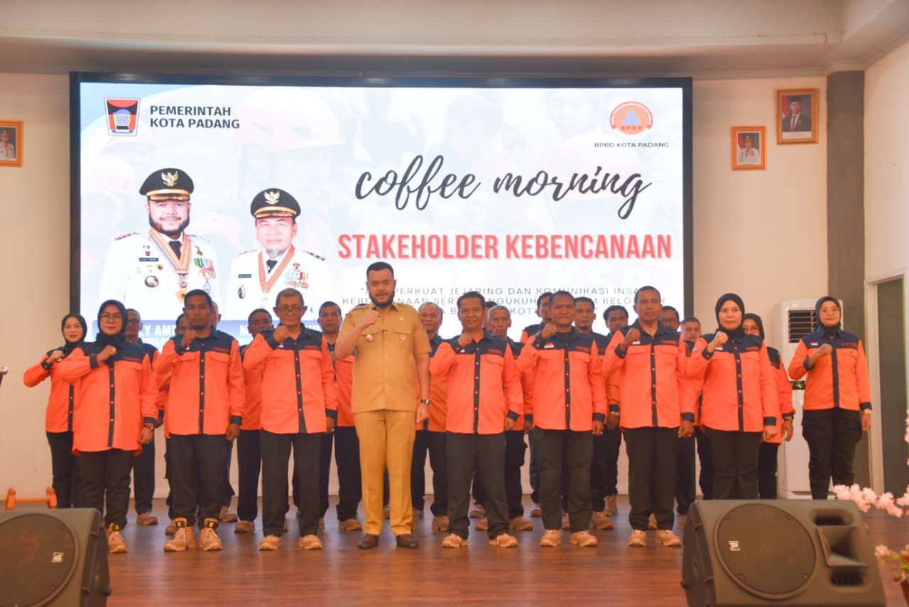 wako-fadly-amran-kukuhkan-forum-kelompok-siaga-bencana-2025-2030