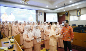 dikukuhkan-dwp-kemdiktisaintek,-hilma-krismadinata:-dwp-unp-siap-berdaya-dan-menginspirasi