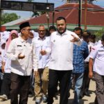 fadly-amran-tinjau-fasilitas-air-bersih-dan-kondisi-jalan-menuju-sman-17