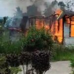 satu-unit-rumah-semi-permanen-ludes-terbakar
