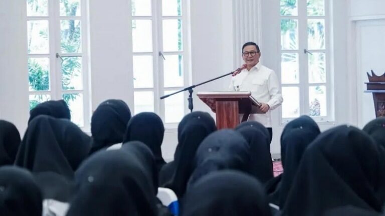 walikota-bukittinggi-sebut-pppk-dan-asn-punya-tanggungjawab-yang-sama