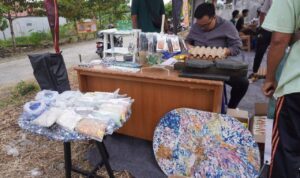 kreatif,-anak-muda-kota-padang-sulap-sampah-jadi-sembako-dan-furnitur kreatif,-anak-muda-kota-padang-sulap-sampah-jadi-sembako-dan-furnitur