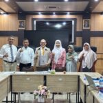 suharizal-resmi-sandang-gelar-magister-ilmu-politik-usai-sidang-tesis-di-unand