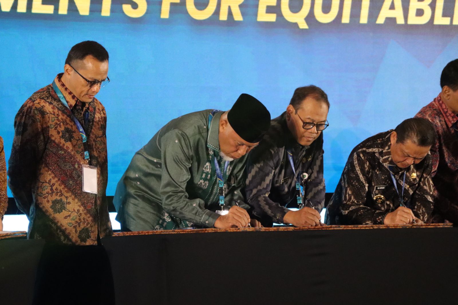 gubernur-sumbar-targetkan-rsam-sebagai-salah-satu-pusat-pendidikan-dokter-spesialis-unggulan-di-indonesia
