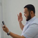 fadly-amran-terima-video-call-dari-walikota-payukumbuh-ucapkan-terimakasih-atas-bantuan-untuk-musibah-kebakaran