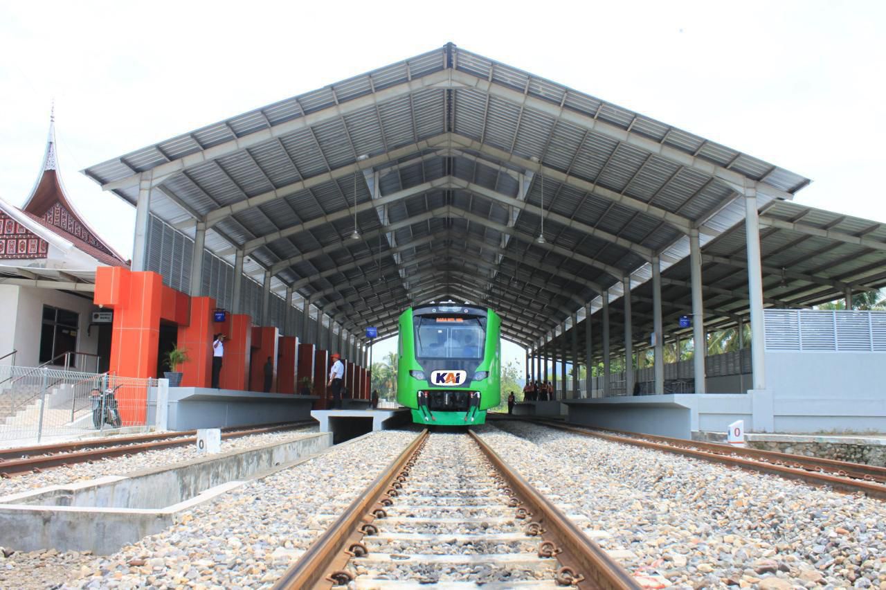 kai-divre-ii-sumbar-sediakan-28.096-tempat-duduk-untuk-libur-maulid-nabi-muhammad-saw-1447-h