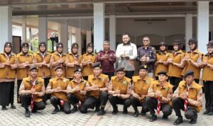 fadly-amran-lepas-kontingen-padang-mengikuti-jambore-pramuka-muslim-dunia-2025