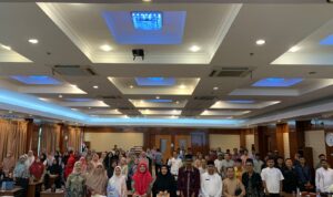 agam-sehat,-hj-nevi-zuairina-dorong-gerakan-kolektif-pengurangan-sampah-berbasis-komunitas agam-sehat,-hj-nevi-zuairina-dorong-gerakan-kolektif-pengurangan-sampah-berbasis-komunitas