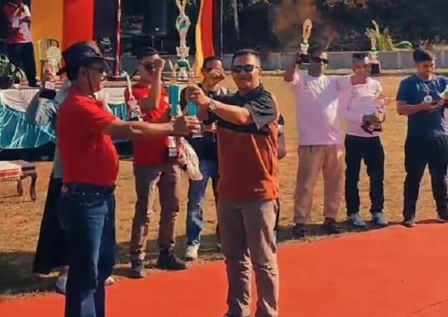 pgri-cab.-sumpur-kudus-juara-umum-porsenijar