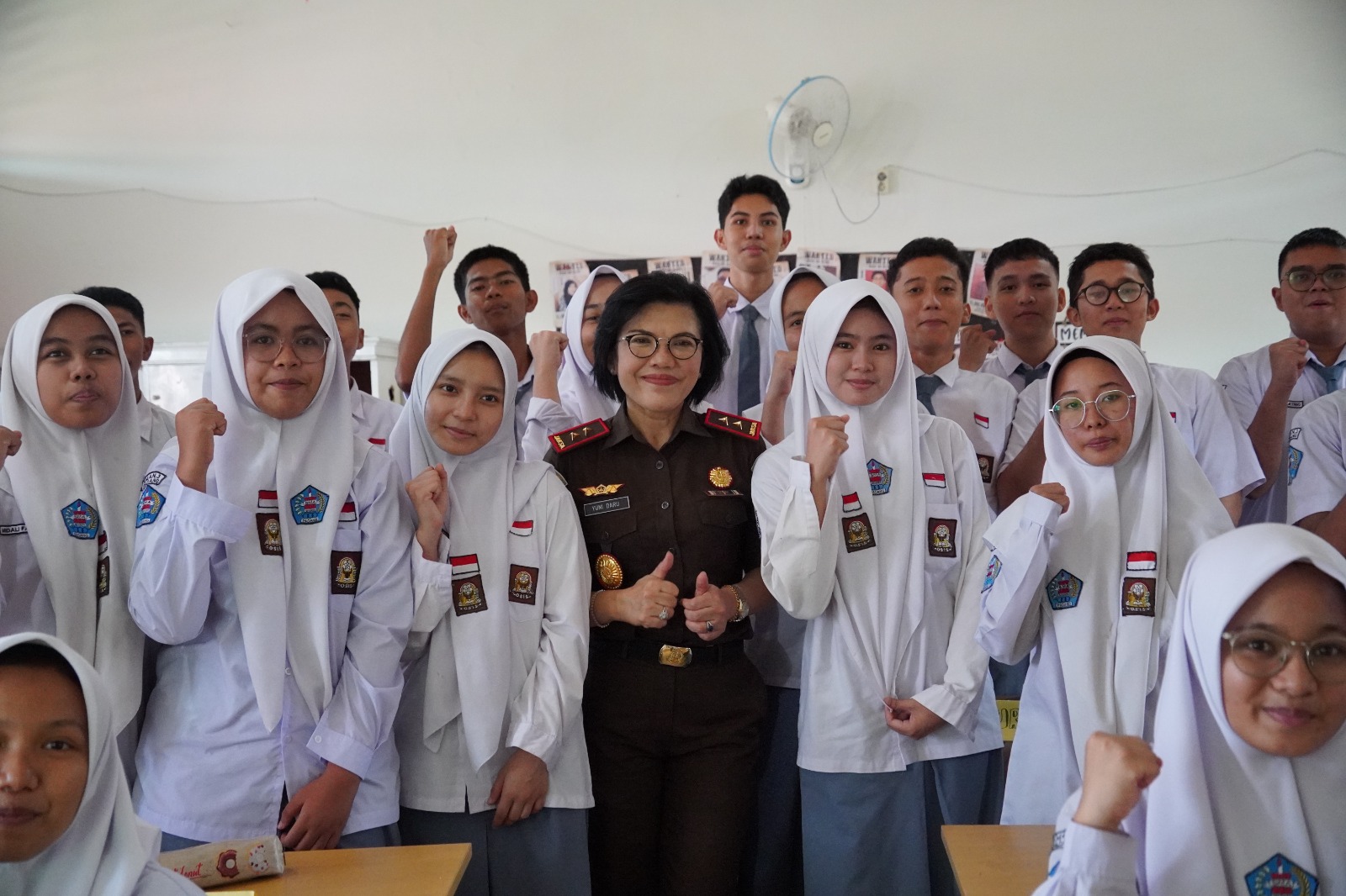 kejati-sumbar-laksanakan-kegiatan-jaksa-mengajar-di-sman-3-padang