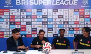 tim-semen-padang-fc-bertekad-kalahkan-psbs-biak-demi-tiga-poin