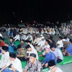 ribuan-jamaah-peringati-maulid-nabi-muhammad-saw-di-halaman-kantor-bupati-dharmasraya