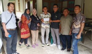 ikw-ri-gelar-kunjungan-sosial:-santunan-dan-doa-untuk-orang-tua-anggota-yang-sedang-sakit