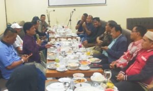 unp-tegaskan-dukungan-untuk-hamdanus,-ganefri-dan-rektor-krismadinata-kompak:-saatnya-koni-sumbar-dipimpin-figur-visioner