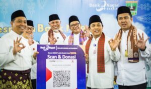 resmikan-bank-nagari-syariah-pekanbaru,-gubernur-mahyeldi:-himpun-potensi-perantau