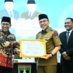pemko-padang-terima-penghargaan-dari-fkub-provinsi-sumbar