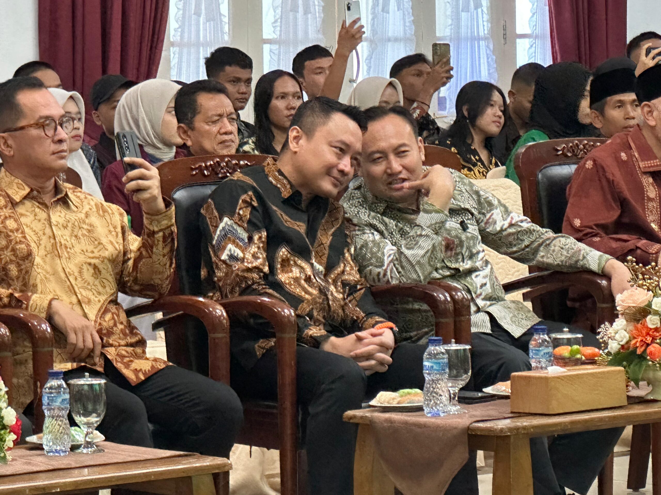 rahmat-saleh-ajak-generasi-muda-dalam-program-sumbar-cerdas-bertani
