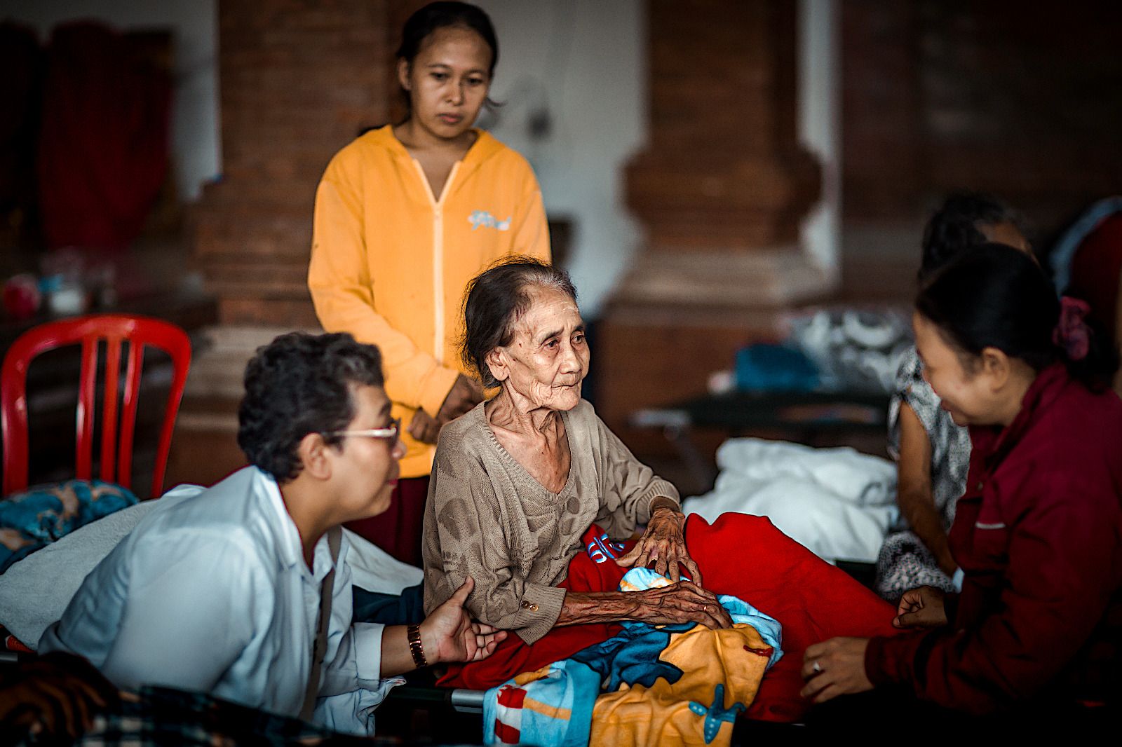 wujud-kepedulian,-injourney-group-salurkan-bantuan-untuk-korban-banjir-bali