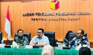rahmat-bagja:-pengawasan-data-pemilih-kunci-demokrasi-bersih-di-sumbar