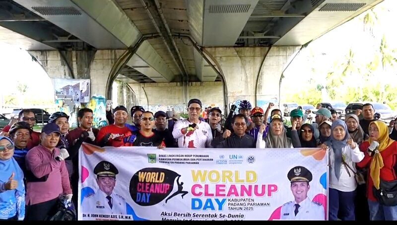 pemkab-padang-pariaman-gelar -aksi-bersih-bersih-sehubungan-wdc
