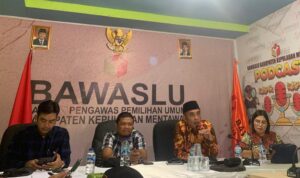 bawaslu-mentawai-bahas-keputusan-mahkamah-konstitusi bawaslu-mentawai-bahas-keputusan-mahkamah-konstitusi