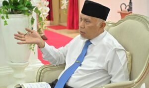 tegas.-gubernur-mahyeldi-instruksikan-penertiban-tambang-ilegal-di-sumbar