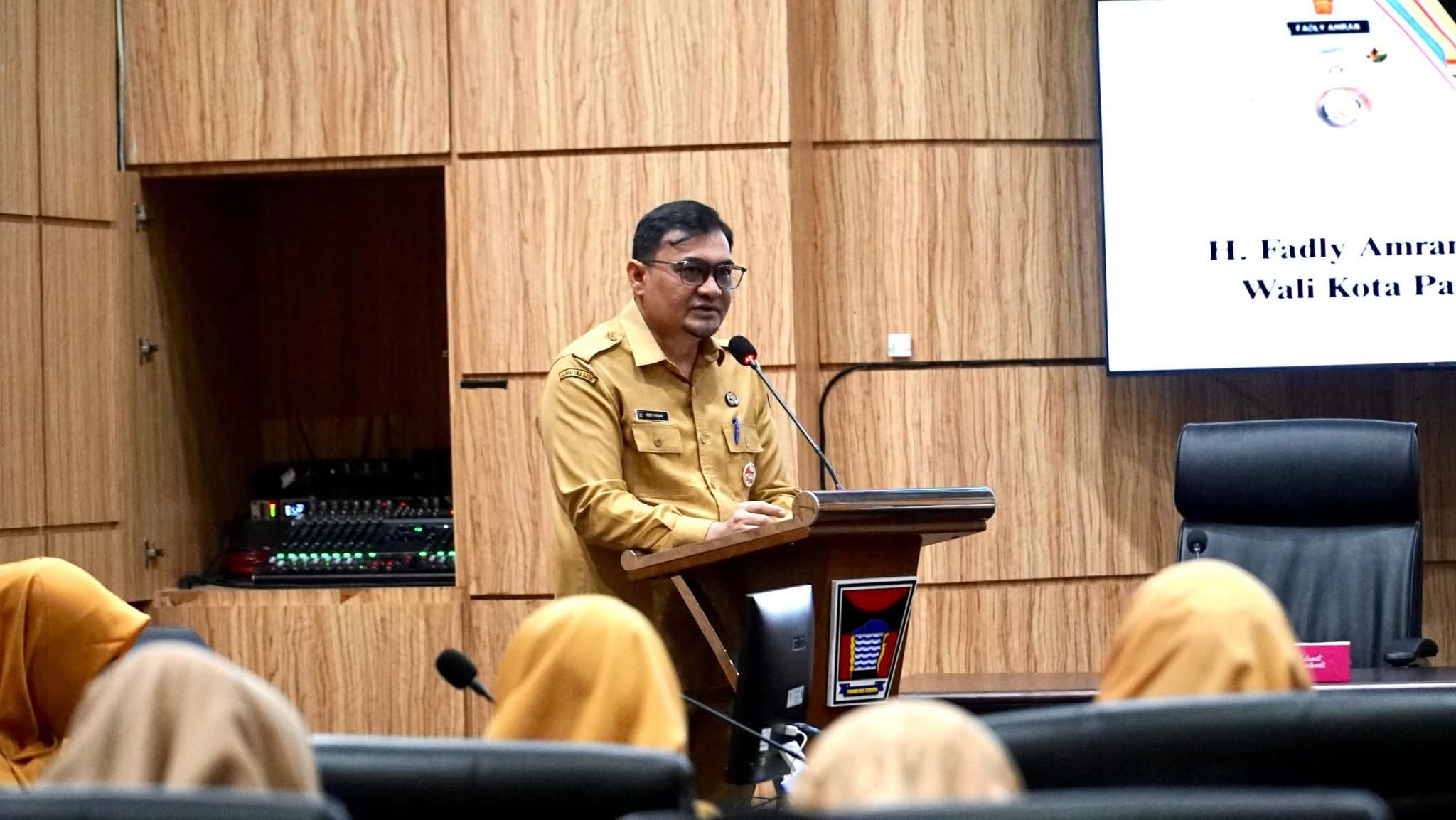 diskominfo-kota-padang-gelar-pembinaan-penyelenggaraan-statistik-sektoral