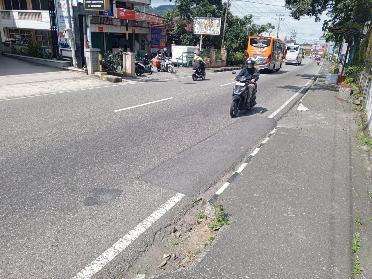 nomor-layanan-lapor-berjalan-efektif,-aduan-warga-cepat-ditanggapi