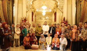 walikota-padang-terima-kunjungan-majelis-dewan-guru-besar-perguruan-tinggi-negeri-badan-hukum walikota-padang-terima-kunjungan-majelis-dewan-guru-besar-perguruan-tinggi-negeri-badan-hukum