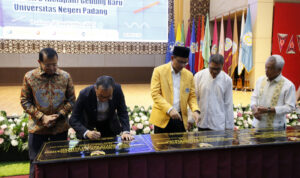 menteri-diktisaintek-resmikan-delapan-gedung-baru-unp menteri-diktisaintek-resmikan-delapan-gedung-baru-unp