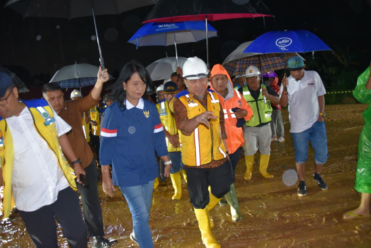 wawako-maigus-nasir-dampingi-wamen-pu-tinjau-normalisasi-sungai-batang-kandis