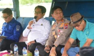 bupati-john-kenedy-azis-ajak-generasi-muda-bertani