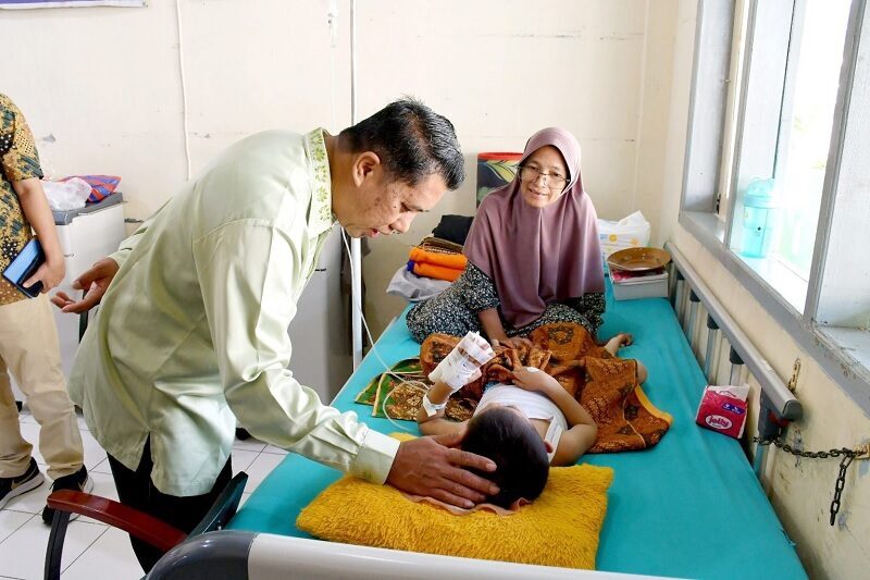 kondisi-siswa-membaik,-sebelum-dimakan-tercium-bau-busuk-dari-menu-mbg