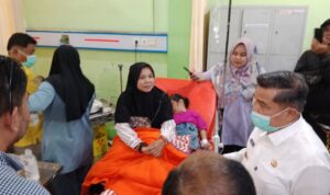 ketika-“makan-bergizi-gratis”-berujung-derita:-tragedi-lubuk-basung-jadi-cermin-nasional