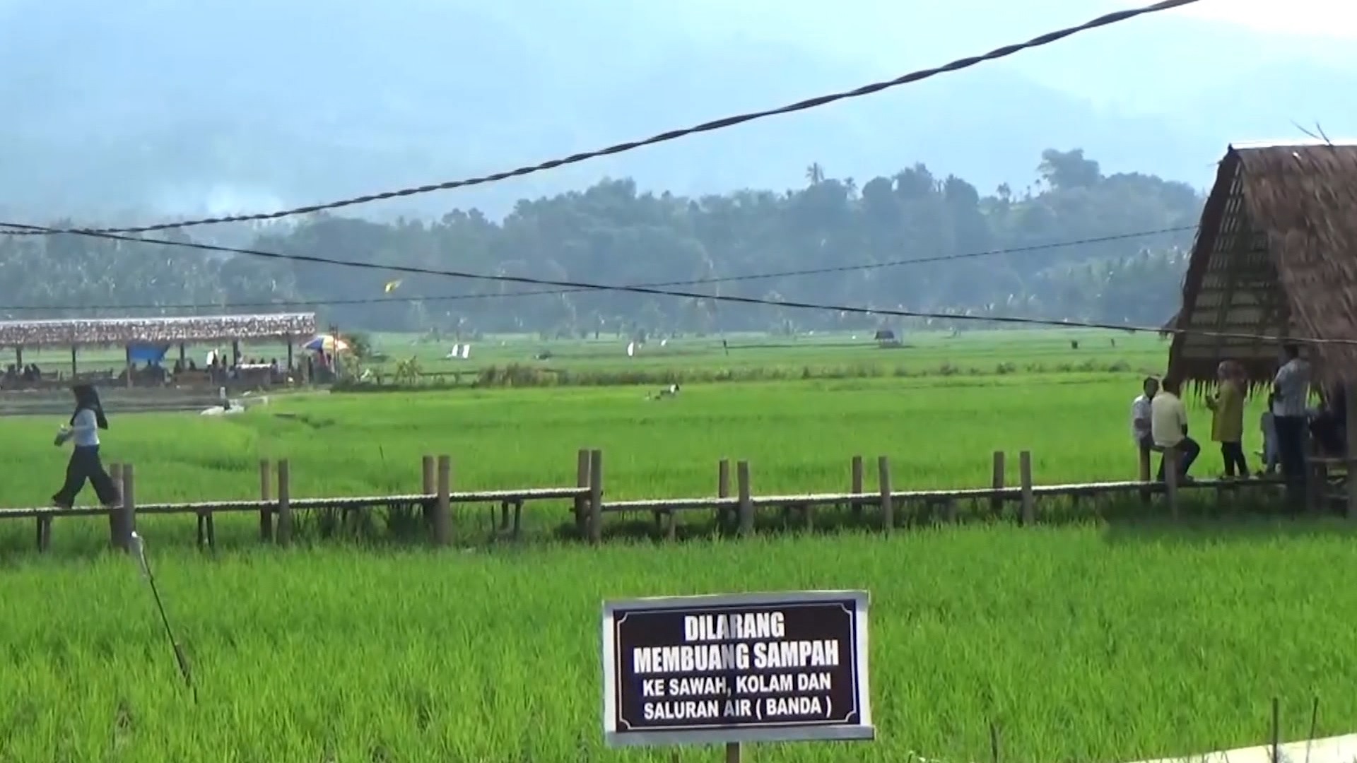 pariwisata-dan-pertanian-seharusnya-jadi-andalan-pe-sumbar-naik-siknifikan